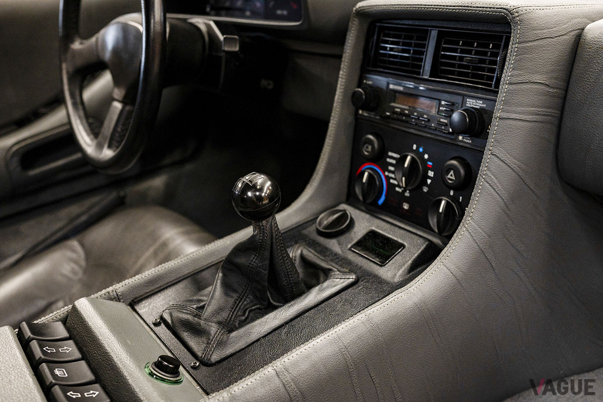 12万3200ドル（邦貨換算約1420万円）で落札されたデロリアン「DMC-12」（C）2021 Courtesy of RM Sotheby's