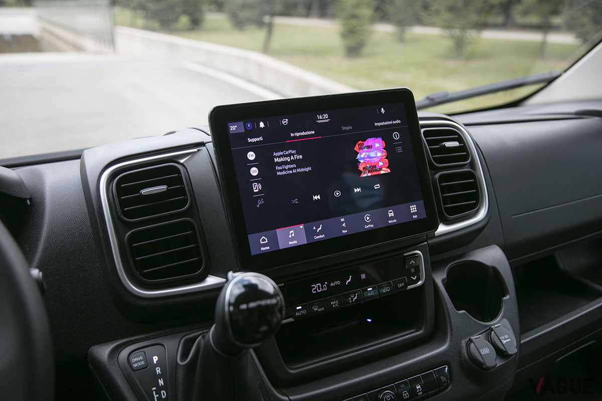 インフォテイメントはAppleCarPlay等にも対応