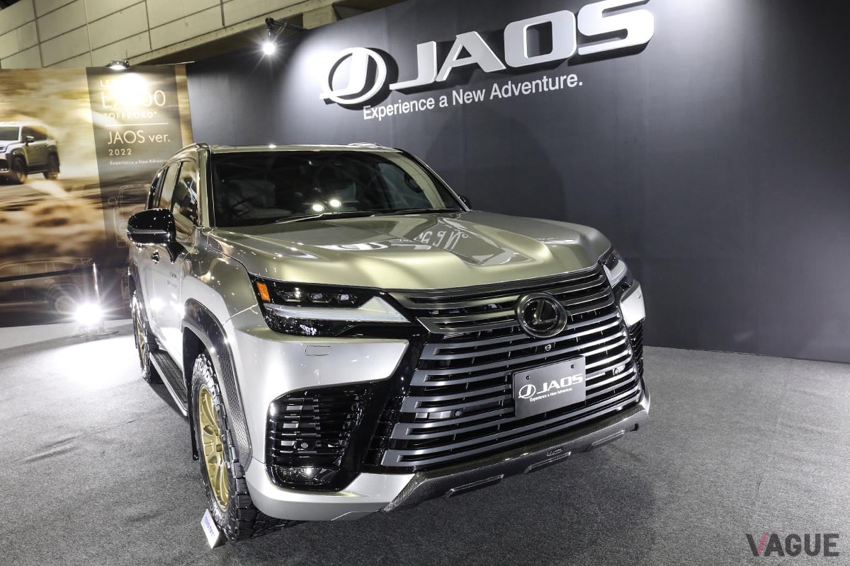 アーバンなイメージの「LX600」をワイルドに