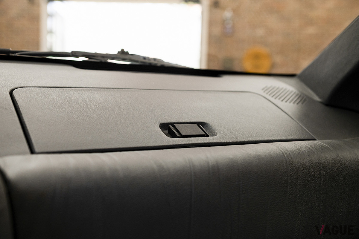 12万3200ドル（邦貨換算約1420万円）で落札されたデロリアン「DMC-12」（C）2021 Courtesy of RM Sotheby's