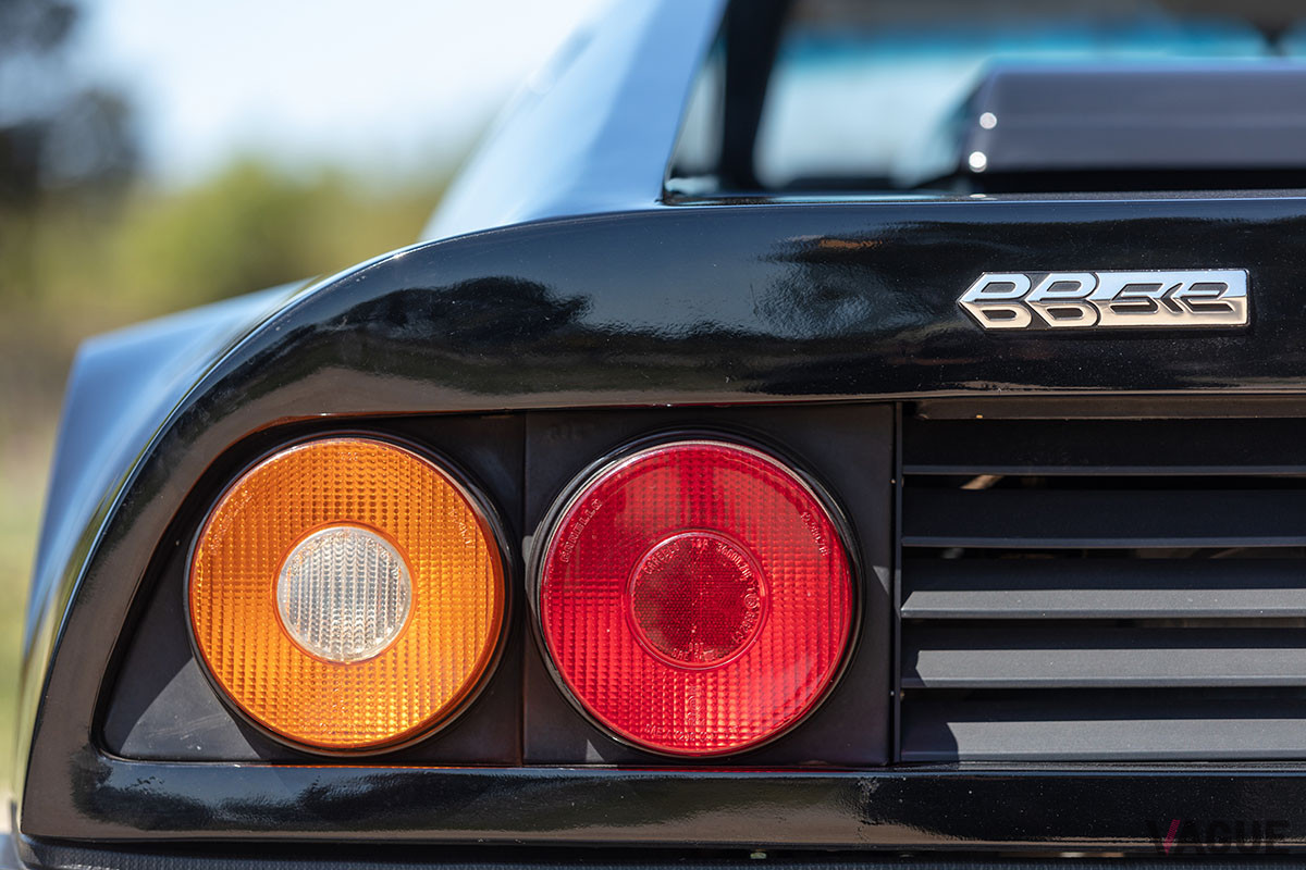 25万2500ユーロ（邦貨換算約3300万円）で落札されたフェラーリ「512BB」（C）2021 Courtesy of RM Sotheby's