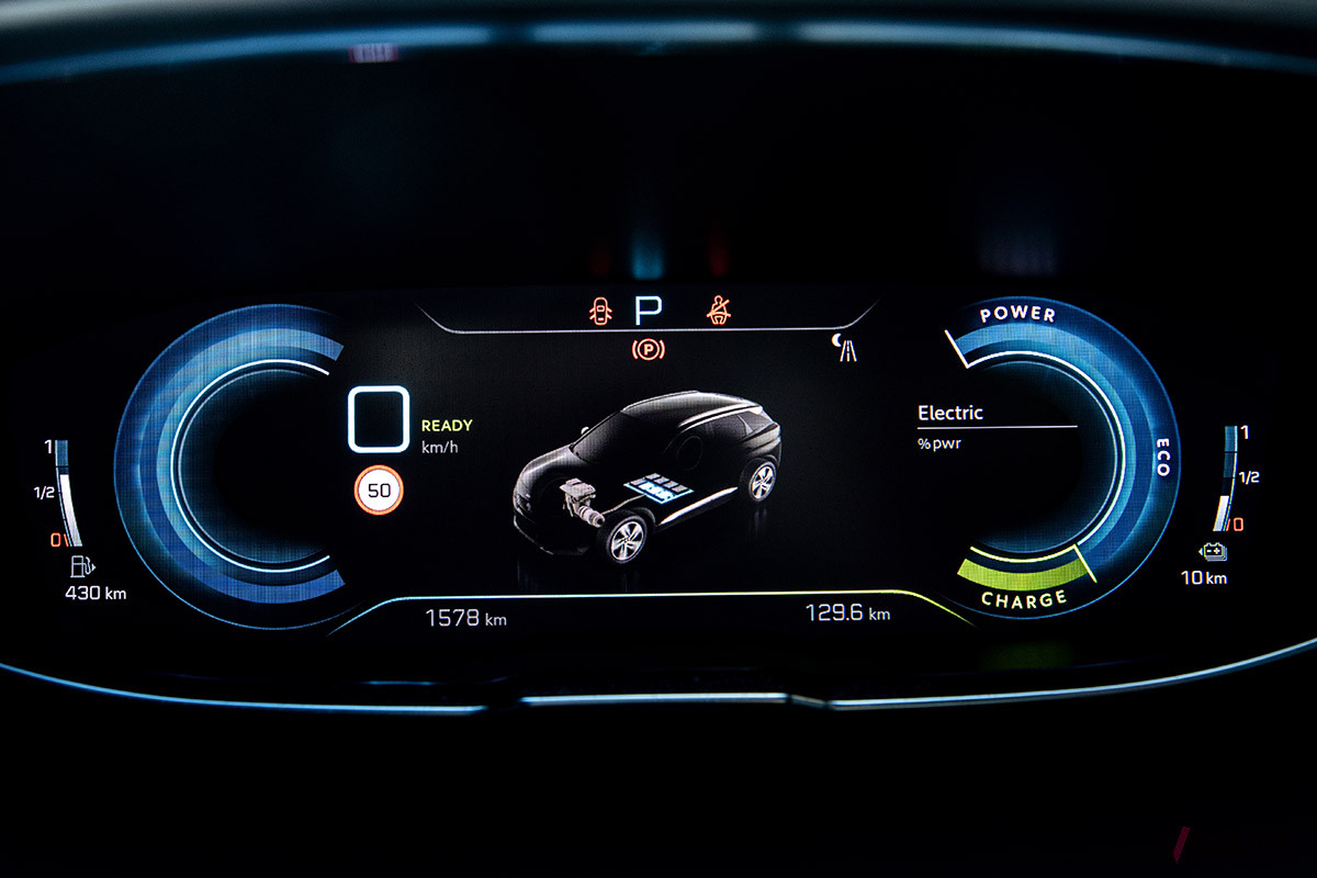 プジョーのCセグメントSUV 新型「3008」の内装