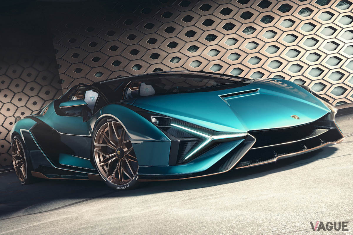 V12エンジンとベースとしたハイブリッド「シアン ロードスター」