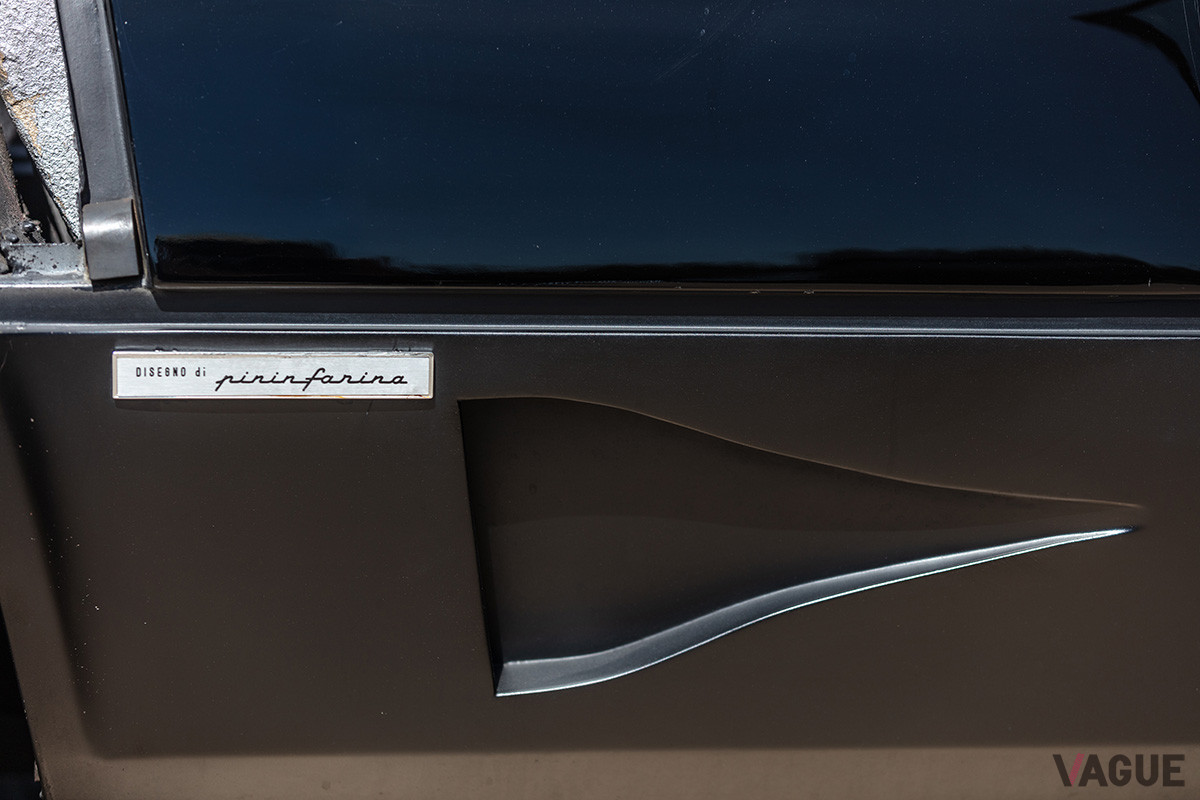 25万2500ユーロ（邦貨換算約3300万円）で落札されたフェラーリ「512BB」（C）2021 Courtesy of RM Sotheby's