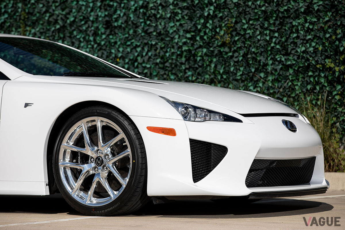 80万8000ドル（邦貨換算約9300万円）で落札されたレクサス「LFA」（C）2021 Courtesy of RM Sotheby's