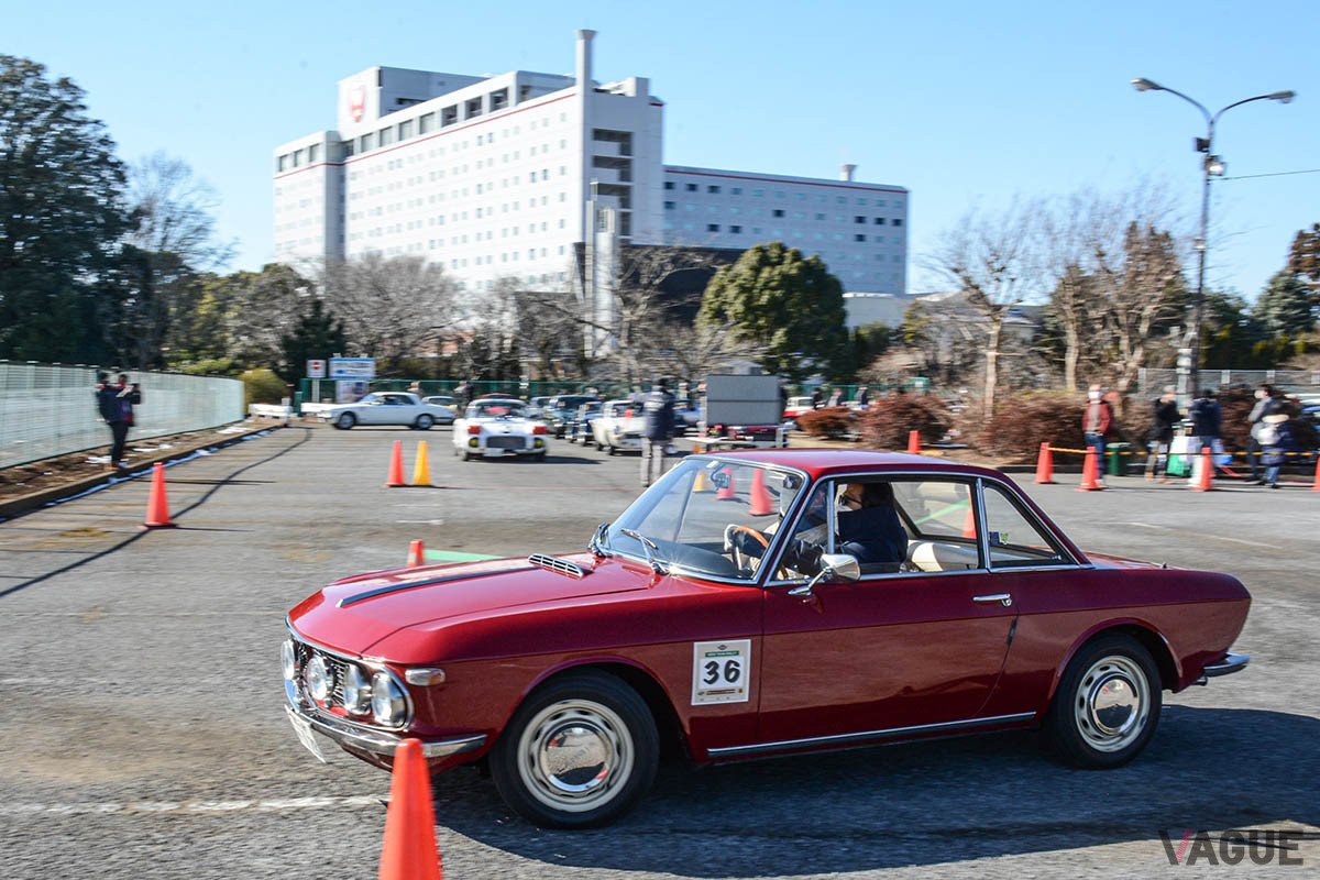 スペシャルステージ2本目：ランチア「フルヴィア・クーペ」
