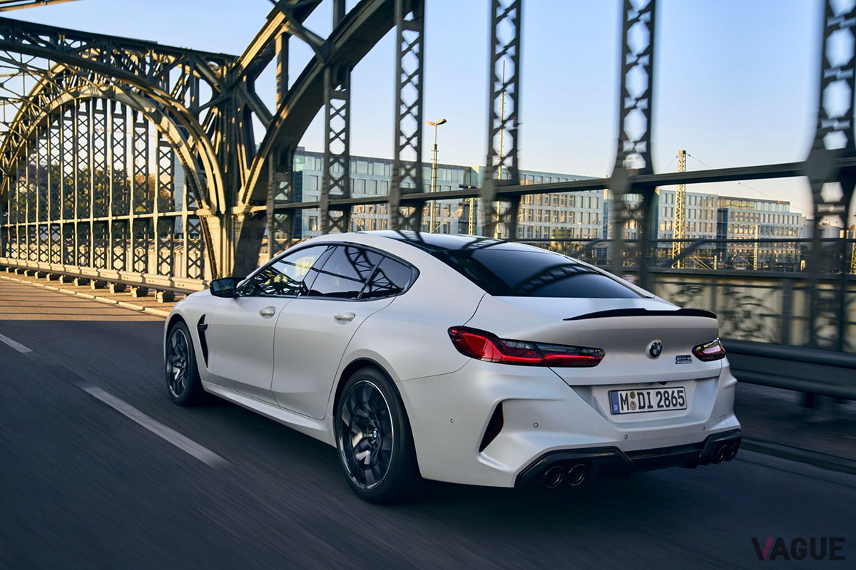 「M8 Competition Gran Coupé」の最高速は250km／hに制限されているが、「M Driver's Package」をオプションとして選ぶと、305km／hとなる