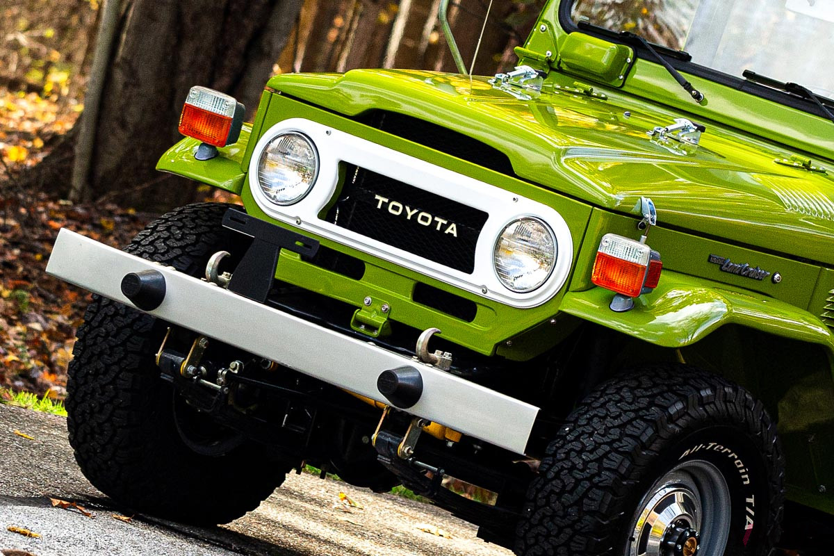 「FJクルーザー」のモチーフともなったトヨタFJ40「ランドクルーザー」(C)2021 Courtesy of RM Sotheby's