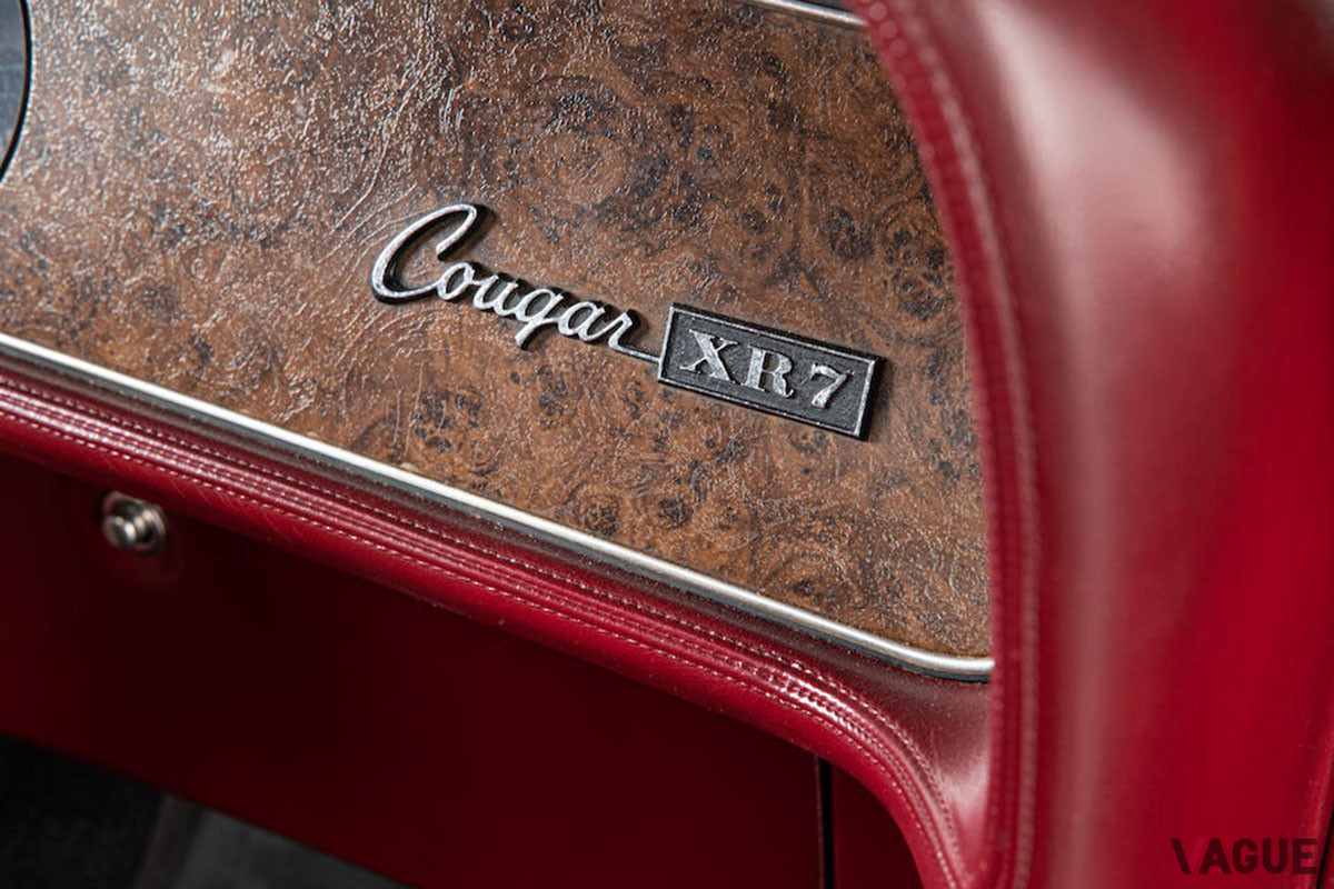 およそ5000万円で落札されたマーキュリー「クーガーXR-7コンバーチブル」（C）Bonhams 2001-2020