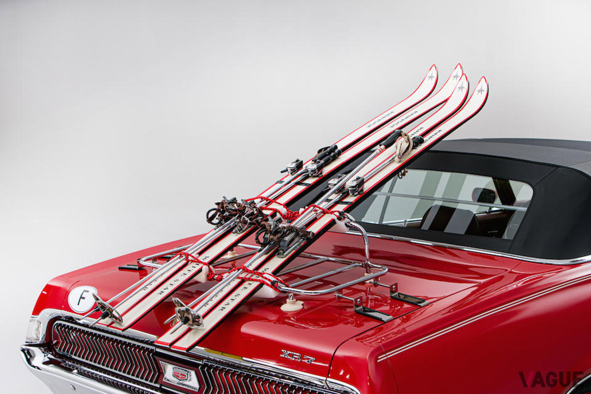 およそ5000万円で落札されたマーキュリー「クーガーXR-7コンバーチブル」（C）Bonhams 2001-2020