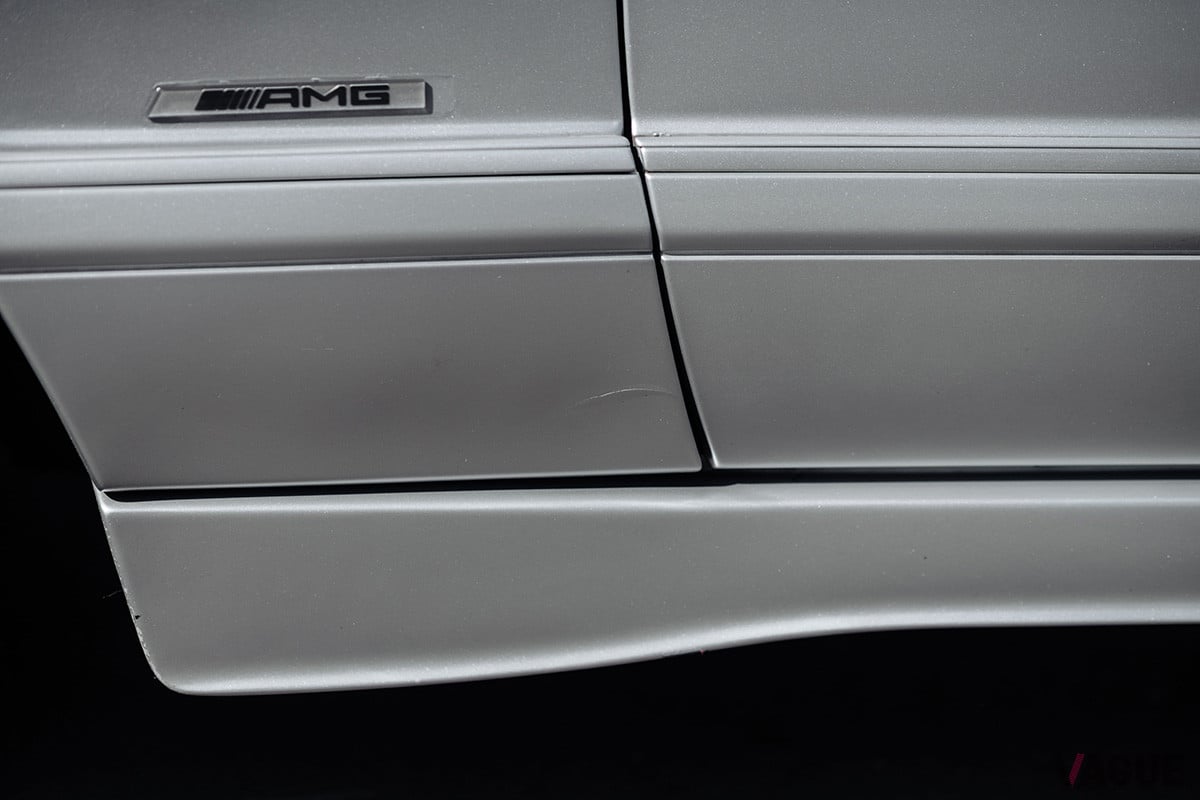 約2090万円で落札されたメルセデス・ベンツ「560 SEC AMG 6.0 ワイドボディ」（C）2020 RM Sothebys