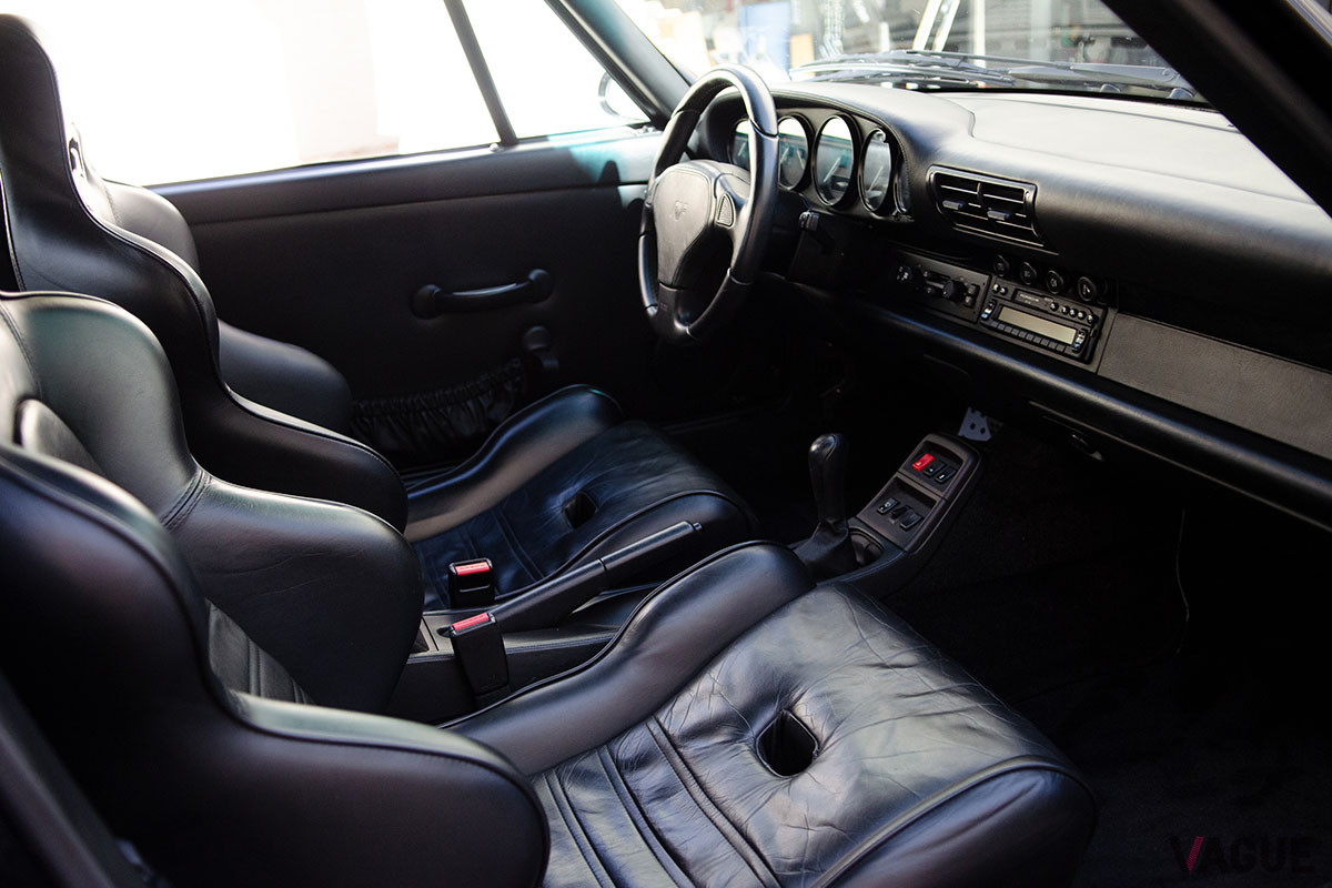 約7920万円で落札されたルーフ「ターボR」（C）2020 Courtesy of RM Sotheby's