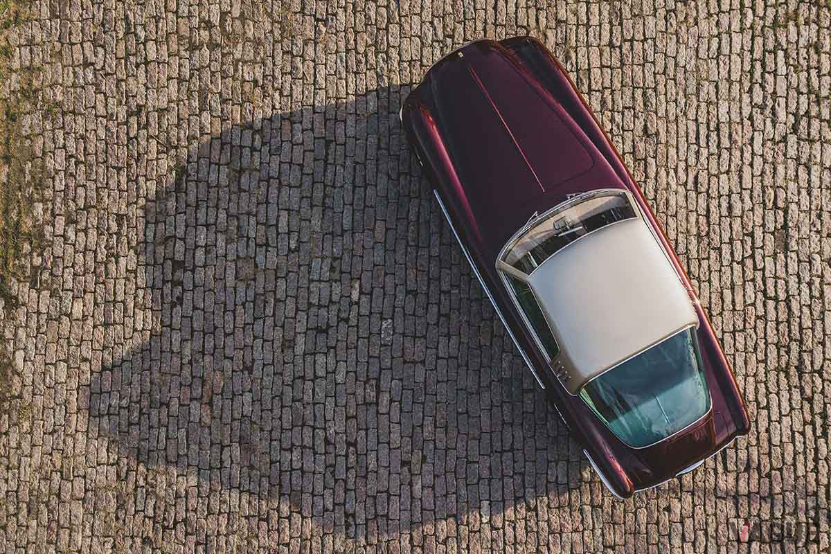 フェラーリ「375アメリカ」にヴィニャーレが架装した2台のうちの1台には、約2億6700万円のハンマープライスがついた（C）2020 Courtesy of RM Sotheby's