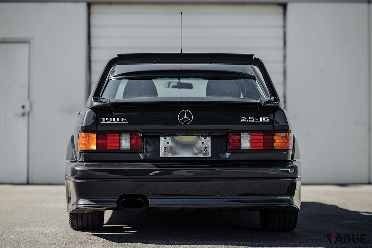 およそ2480万円−3190万円の予想落札価格とされているメルセデス・ベンツ「190E 2.5-16エボリューション2」（C）2020 RM Sotheby's
