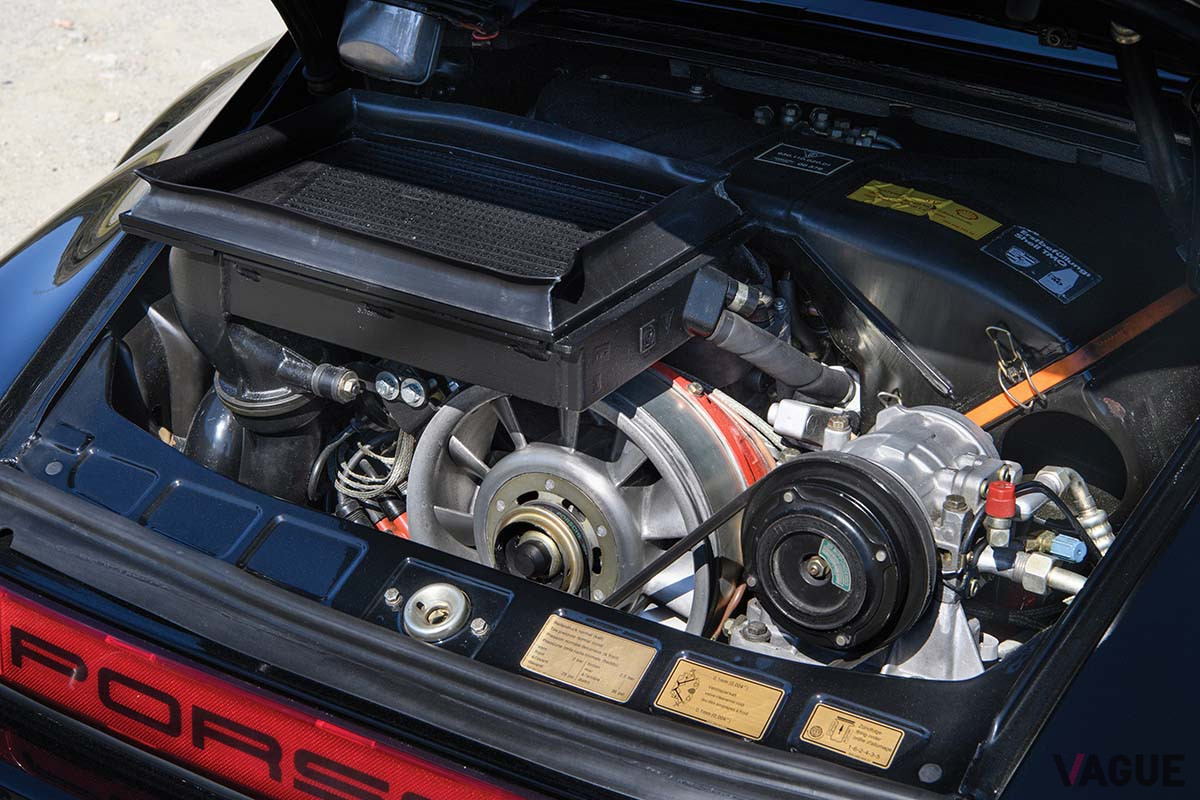 1985年式ポルシェ「911ターボ」（C）2020 Courtesy of RM Sotheby's