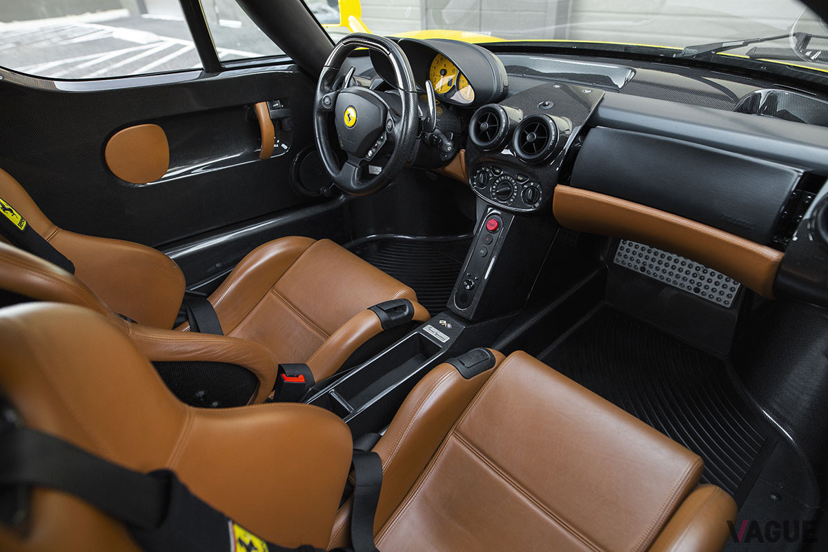 およそ2億3000万円−2億6000万円のエスティメートが付けられているフェラーリ「エンツォ」（C）2020 Courtesy of RM Sotheby's