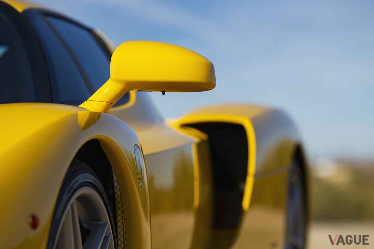 およそ2億3000万円−2億6000万円のエスティメートが付けられているフェラーリ「エンツォ」（C）2020 Courtesy of RM Sotheby's