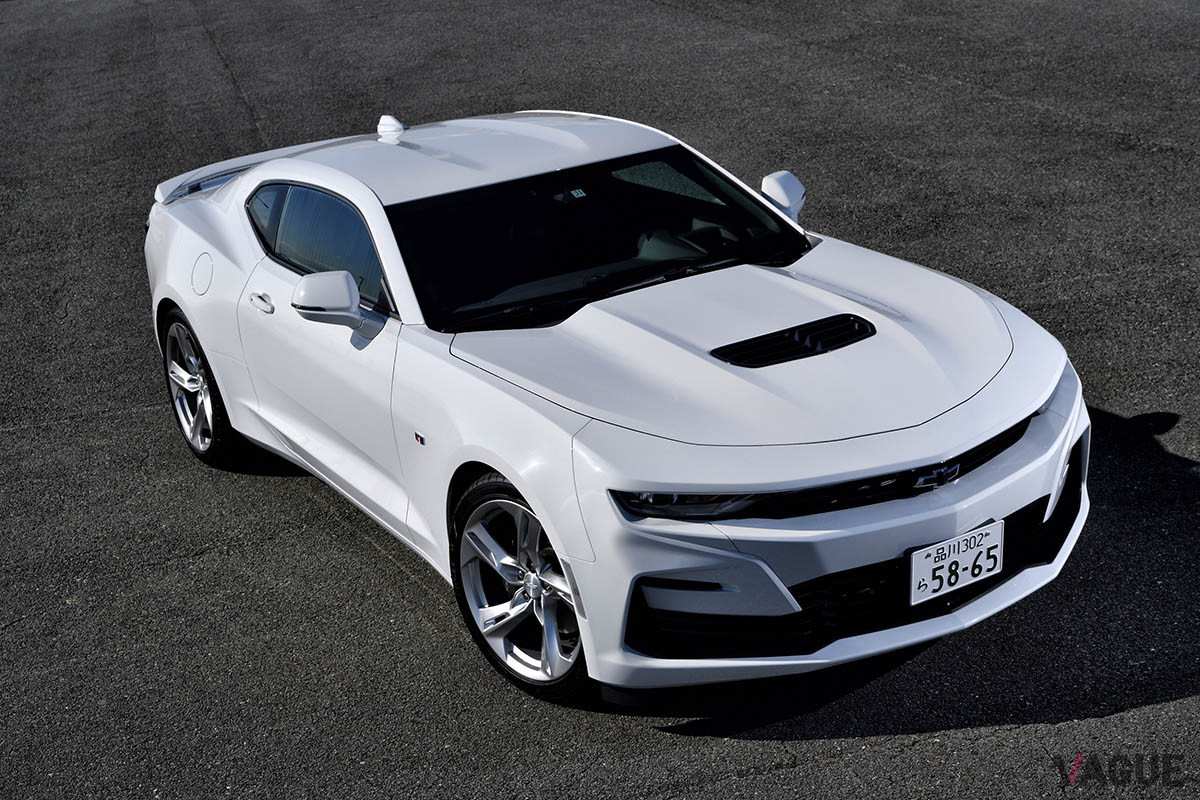 「カマロ クーペSS」の車両価格（消費税込）は728万円
