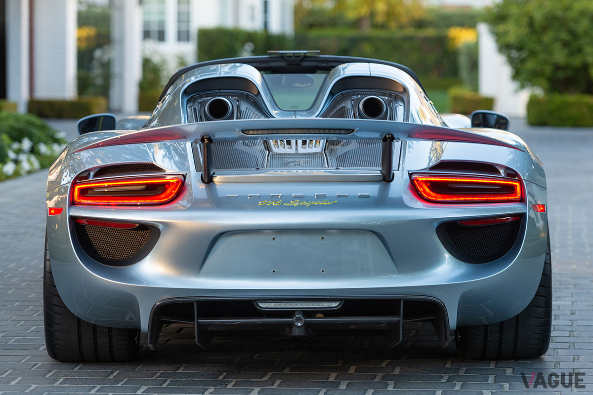 160万ドル（邦貨換算約1億8400万円）で落札されたポルシェ「918スパイダー」（C）2021 Courtesy of RM Sotheby's