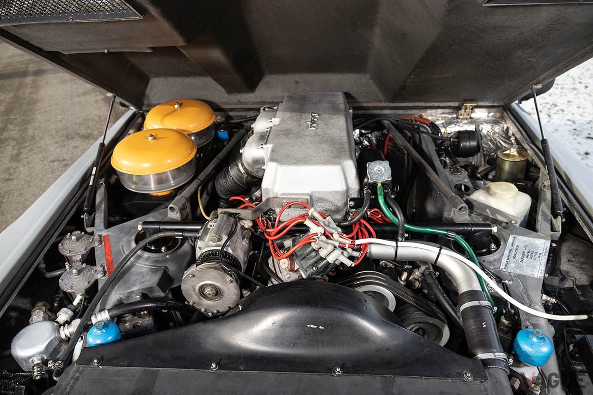 ランボルギーニ ウルス の先祖は3000万円オーバー 軍用として開発された チータ と民生用 Lm002 の違いとは Vague ヴァーグ