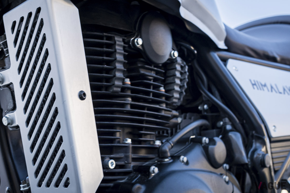 エンジンは411ccの空冷単気筒SOHC2バルブを搭載