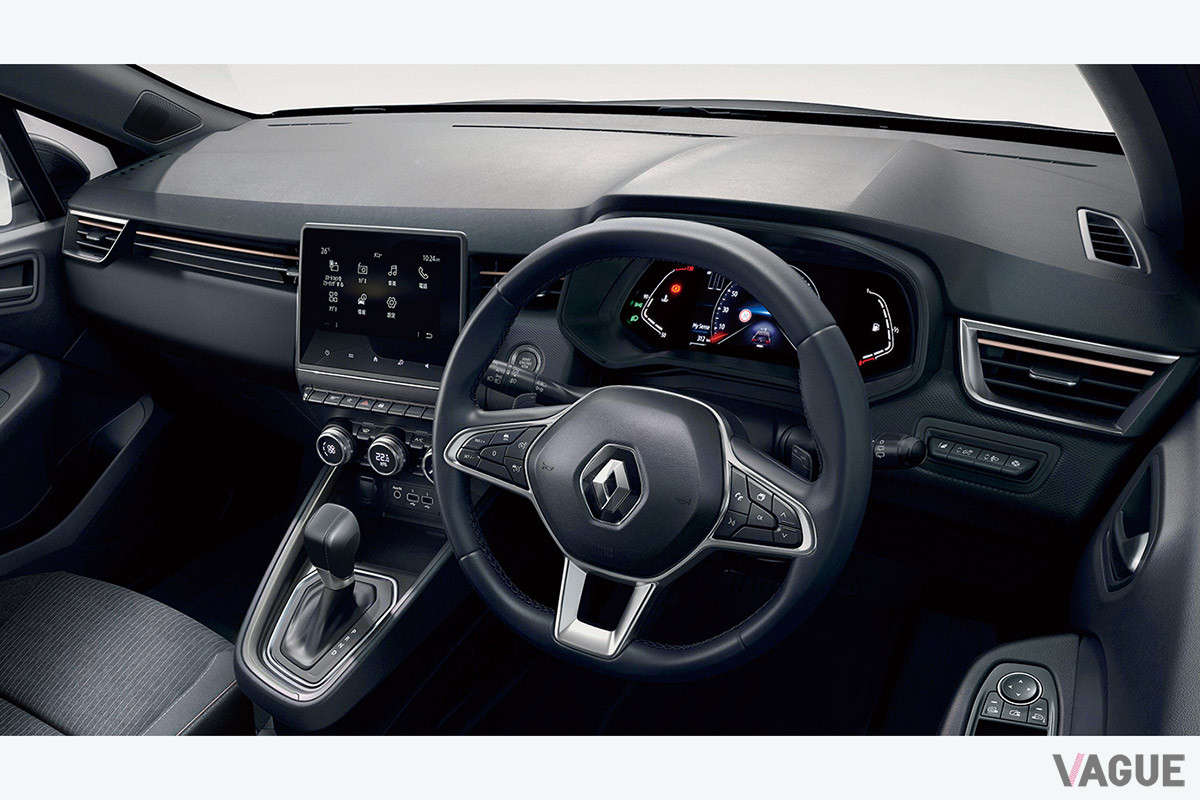 インテリアは、「シートパイピング」、「シートステッチ」、「ダッシュボードインサート」に専用ブラスカラーアクセントが用いられる