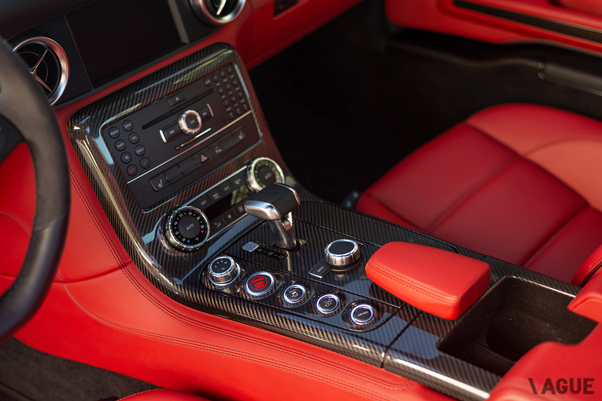 28万ドル（邦貨換算約3220万円）で落札されたメルセデスAMG「SLSクーペ」（C）2021 Courtesy of RM Sotheby's
