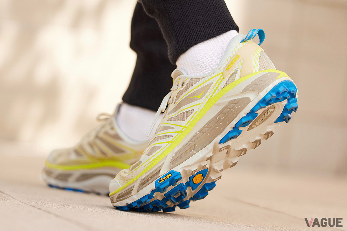 HOKA ONE ONEのカプセルコレクション「ORIGIN STORY」に登場した、鮮やかなイエローとブルーをアクセントにした「MAFATE SPEED 2」