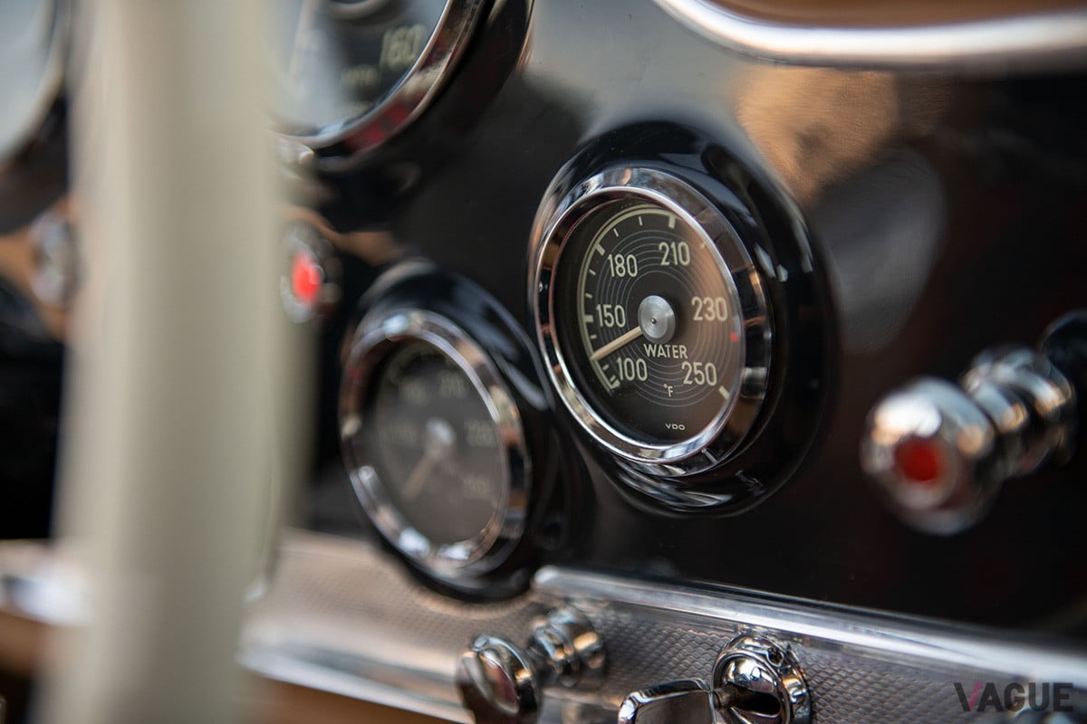 171万ドル（約1億9640万円）で落札されたメルセデス・ベンツ「300SL」（C）2021 Courtesy of RM Sotheby's