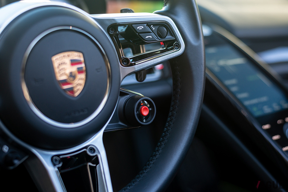 160万ドル（邦貨換算約1億8400万円）で落札されたポルシェ「918スパイダー」（C）2021 Courtesy of RM Sotheby's