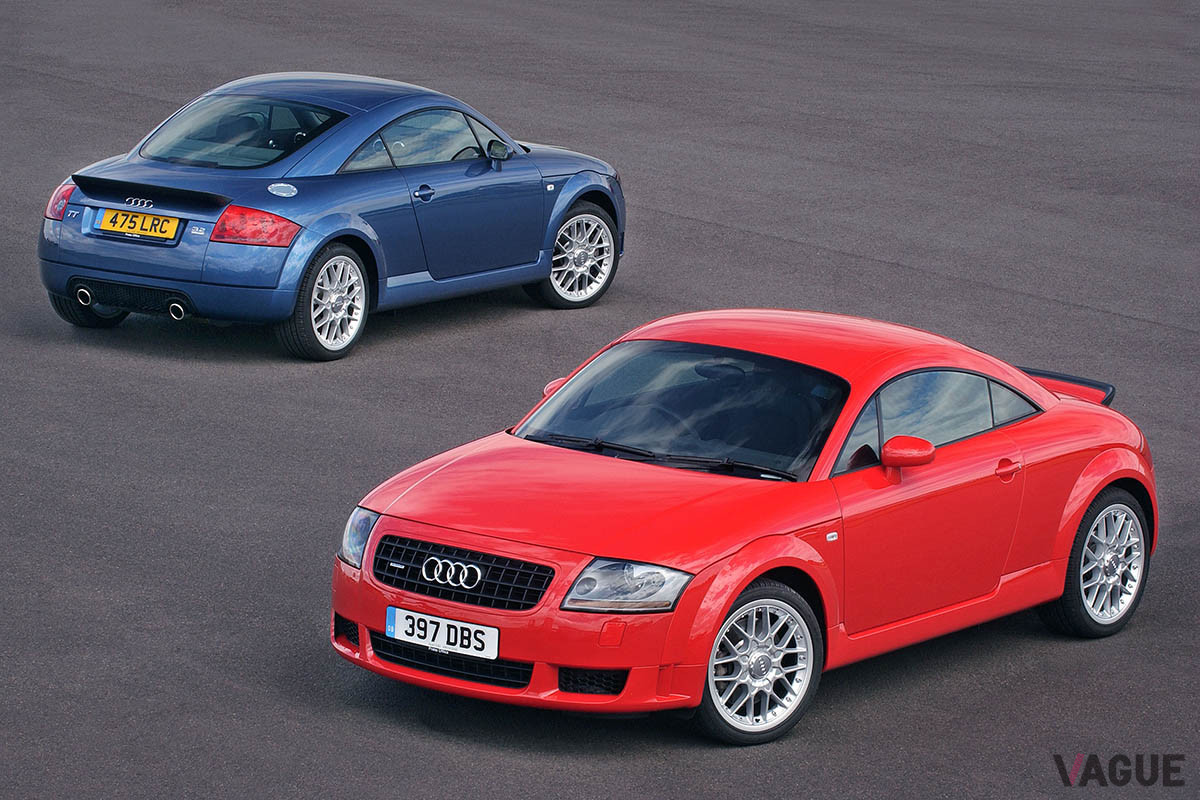 3.2リッターV6エンジンを搭載した「3.2クワトロ」。最高出力は250psで、最高速度は250km／hに制限されている（C）Audi UK