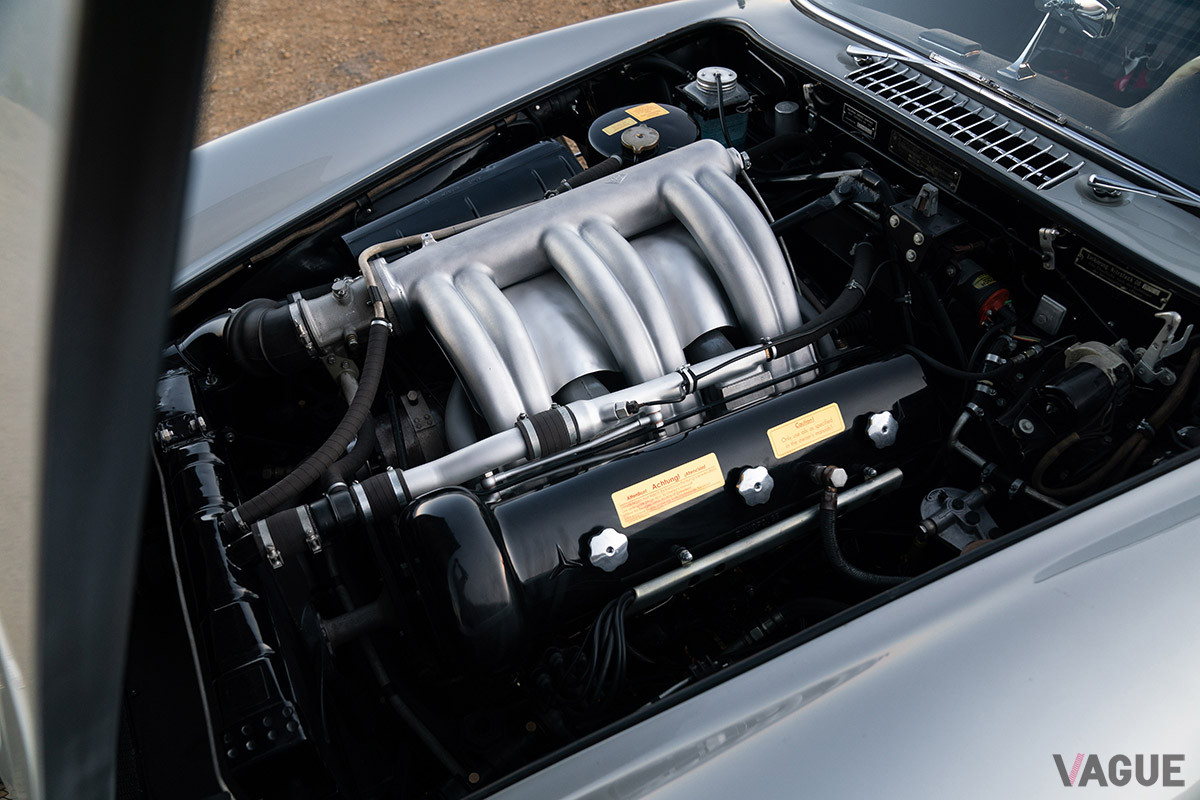 682万5000ドル（邦貨換算約7億8700万円）で落札されたメルセデス・ベンツ「300SL」（C）2021 Courtesy of RM Sotheby's