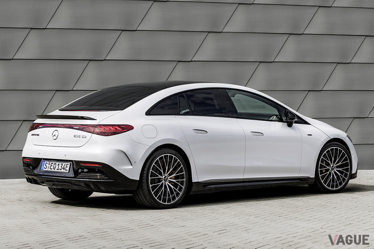 メルセデスAMG「EQE 53 4MATIC」の航続距離は444～518km