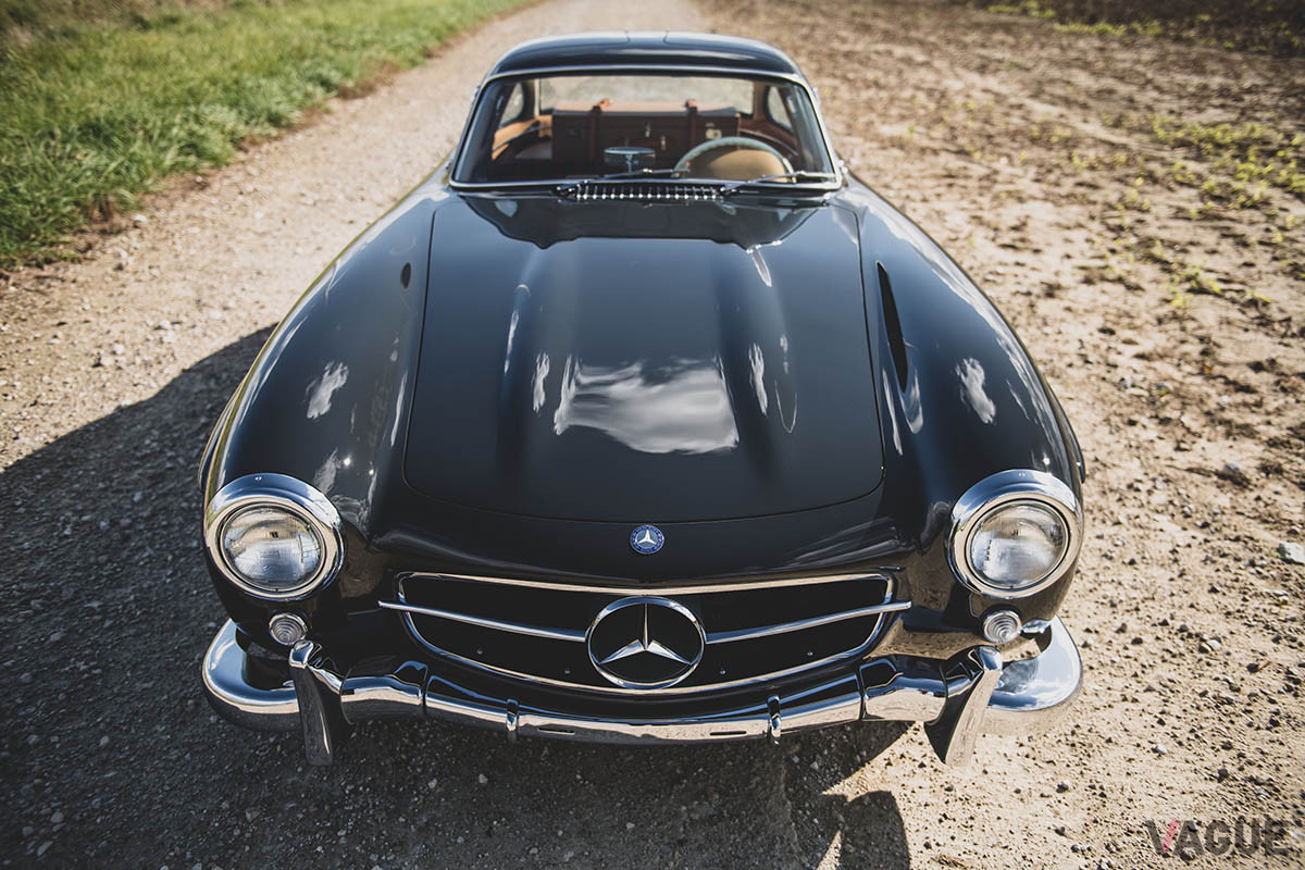 171万ドル（約1億9640万円）で落札されたメルセデス・ベンツ「300SL」（C）2021 Courtesy of RM Sotheby's