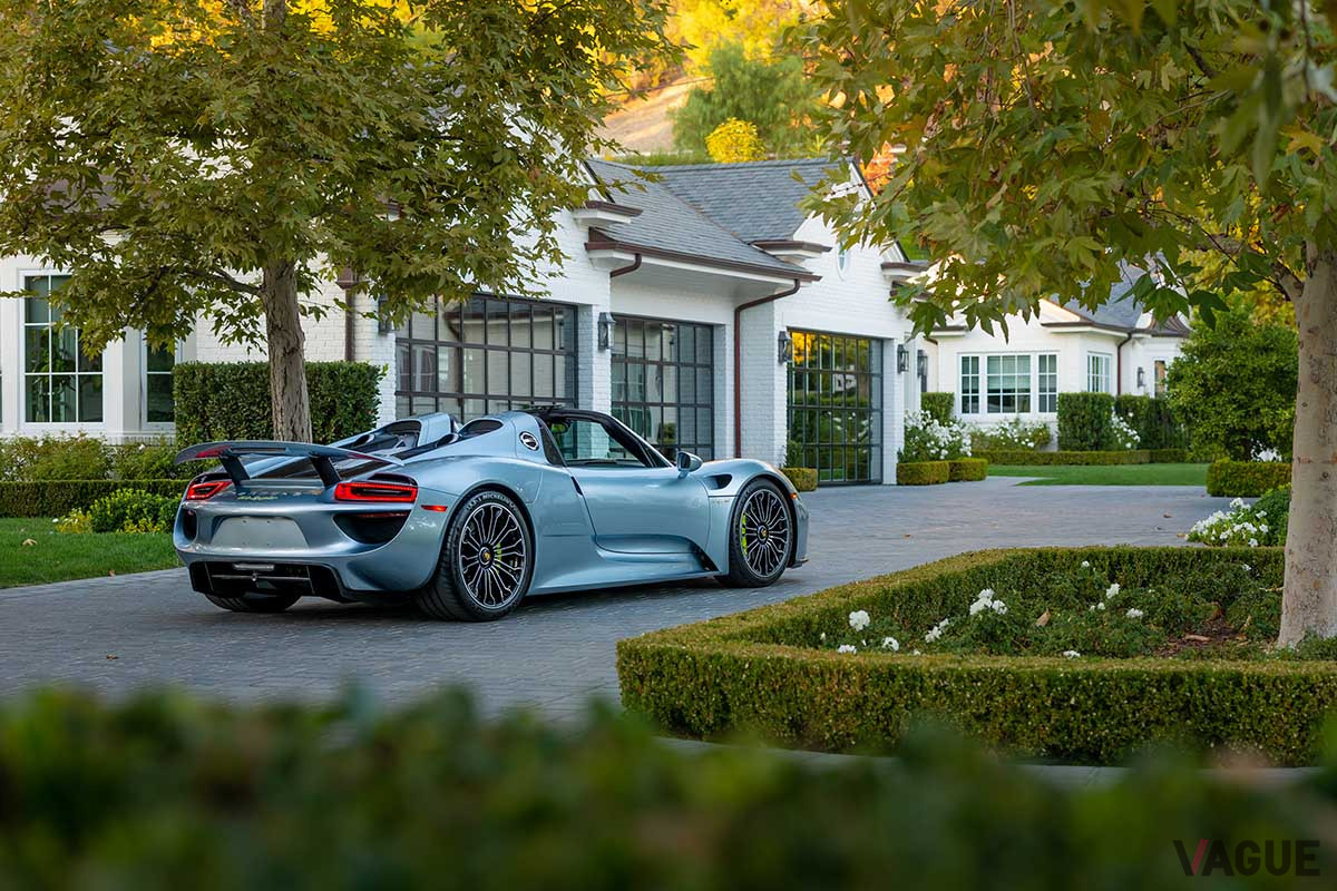 160万ドル（邦貨換算約1億8400万円）で落札されたポルシェ「918スパイダー」（C）2021 Courtesy of RM Sotheby's