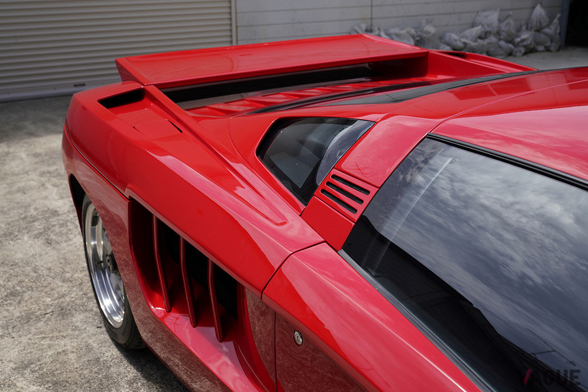 2003年にザンポッリはチゼータ・オートモーティブ USAを設立、いまでもV16Tを受注生産にて購入することができる