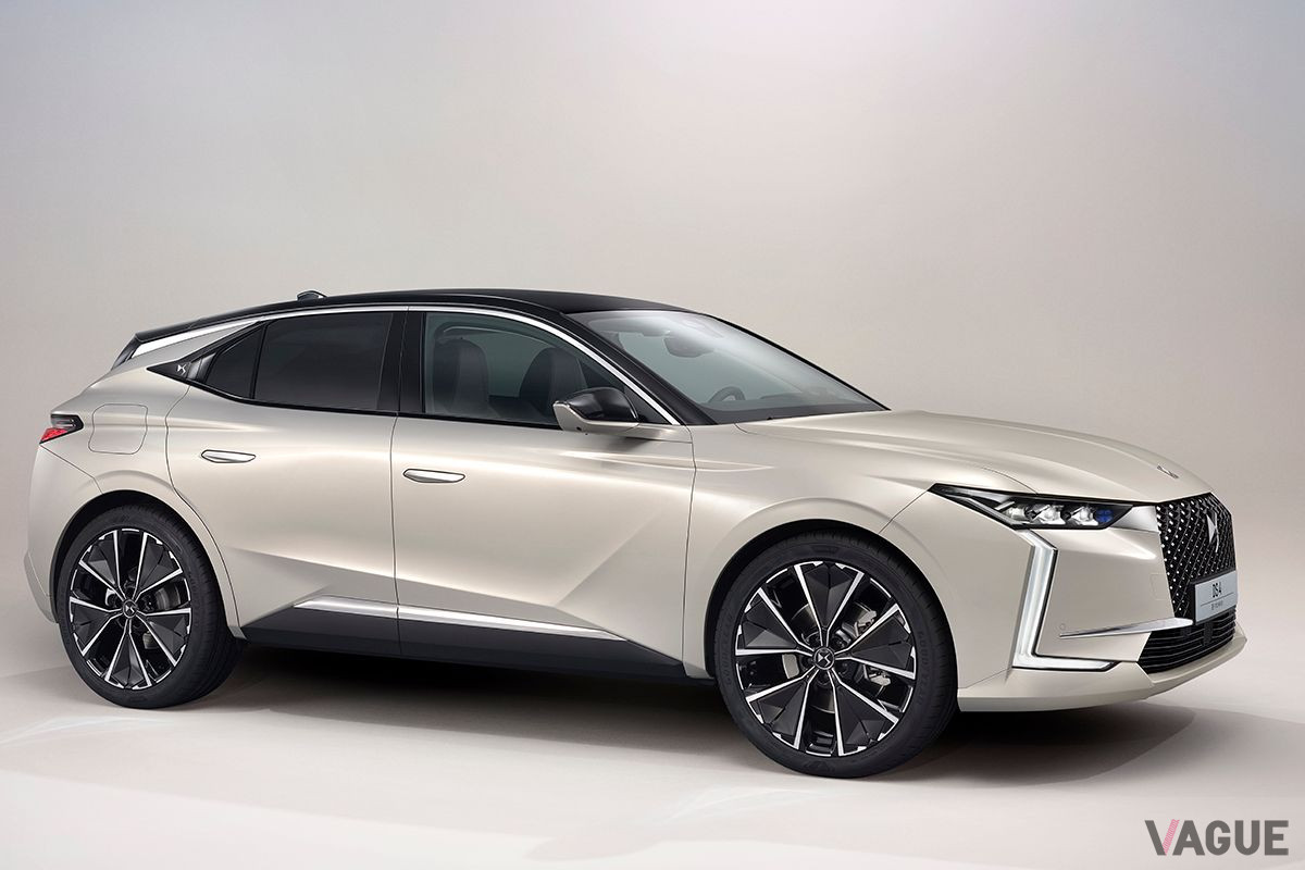 2021年2月3日に世界初公開された新型「DS4 E-TENSE」