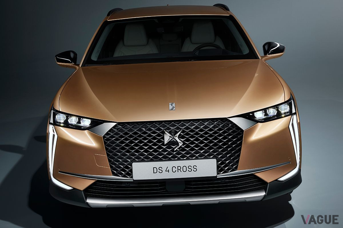 新型「DS4 CROSS」