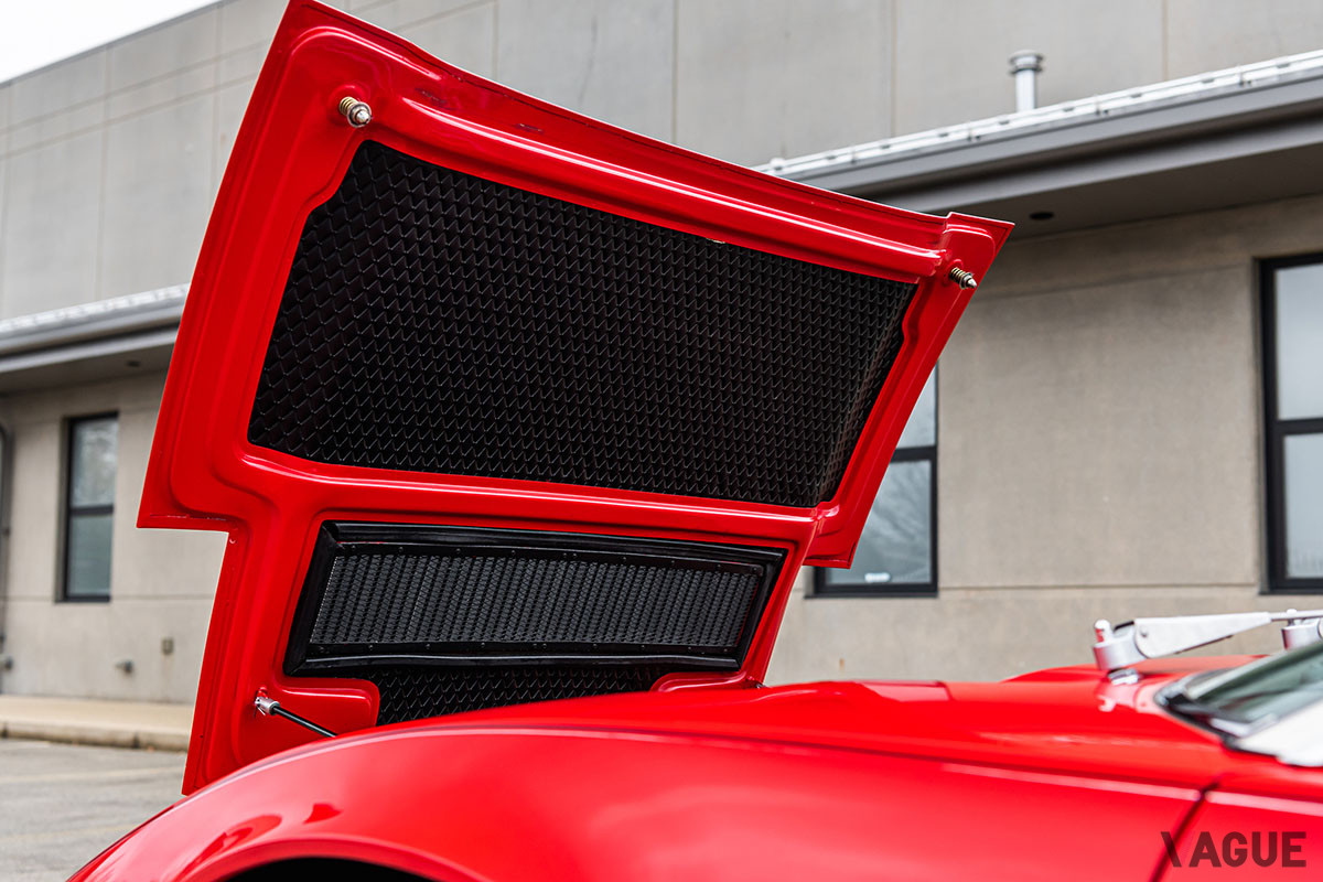 26万8800ドル（邦貨換算約3100万円）で落札されたマセラティ「ボーラ」（C）2021 Courtesy of RM Sotheby's