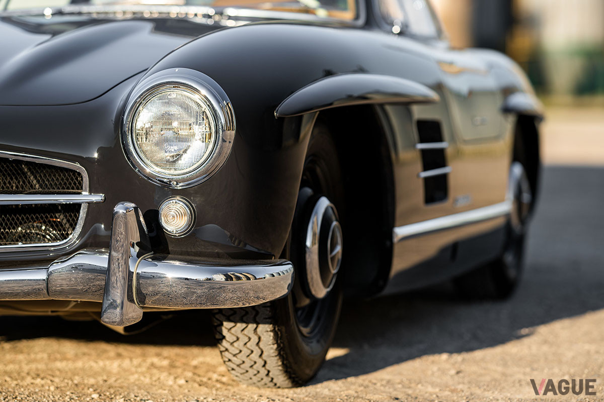 171万ドル（約1億9640万円）で落札されたメルセデス・ベンツ「300SL」（C）2021 Courtesy of RM Sotheby's