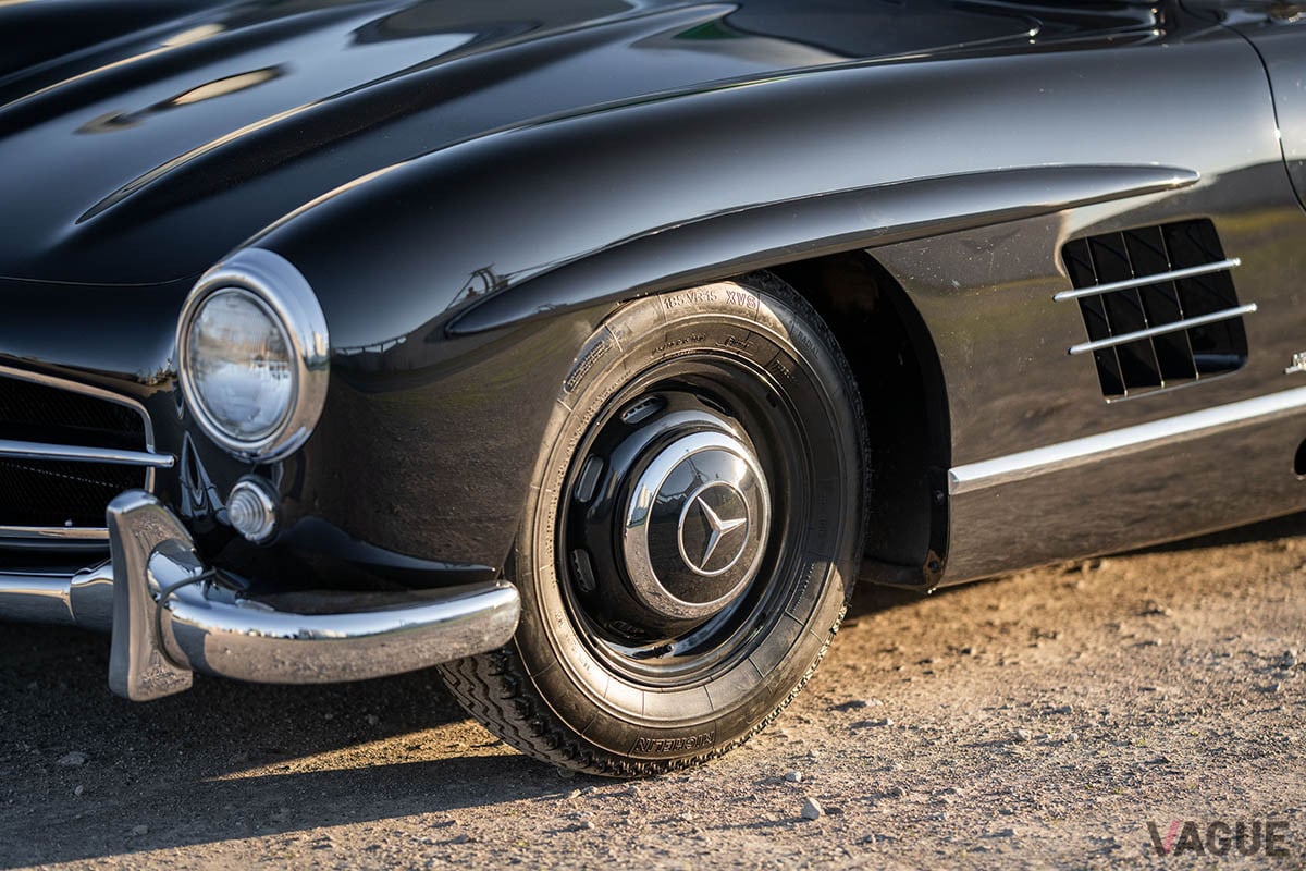 171万ドル（約1億9640万円）で落札されたメルセデス・ベンツ「300SL」（C）2021 Courtesy of RM Sotheby's