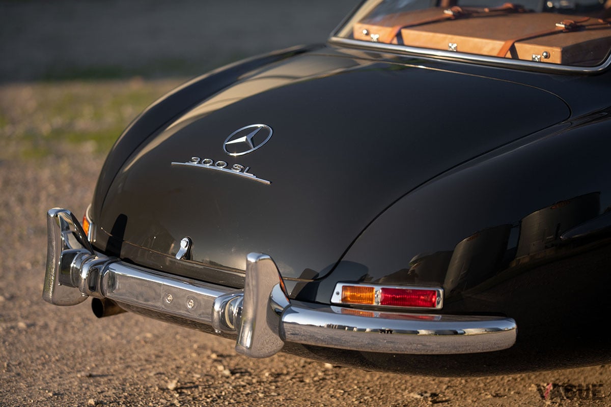 171万ドル（約1億9640万円）で落札されたメルセデス・ベンツ「300SL」（C）2021 Courtesy of RM Sotheby's