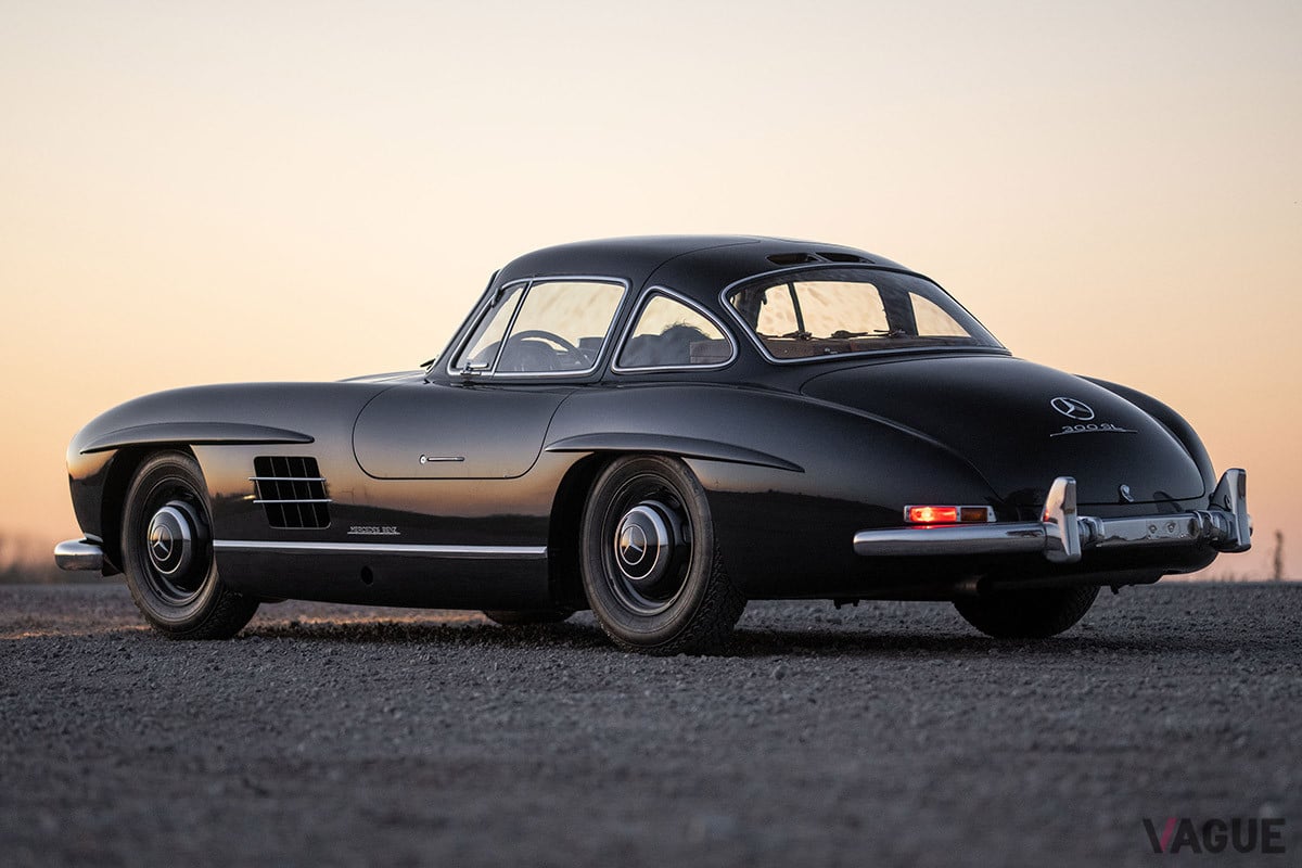 171万ドル（約1億9640万円）で落札されたメルセデス・ベンツ「300SL」（C）2021 Courtesy of RM Sotheby's
