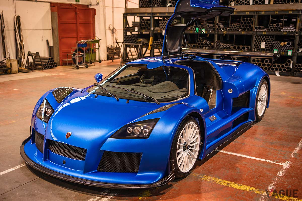 ニュルブルクリンクのラップタイムは、フェラーリ「エンツォ」やマセラティ「MC12」、ポルシェ「カレラGT」よりも15秒以上速かったグンペルト「アポロ」（C）2021 Courtesy of RM Sotheby's