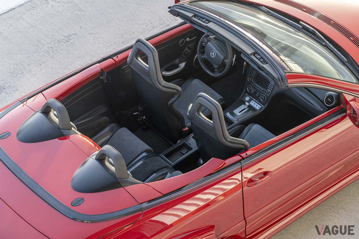 80台生産された「CLK DTM AMGカブリオレ」のなかで、ボディカラーがレッドはわずかに5台のみとなる（C）2020 Courtesy of RM Sotheby's