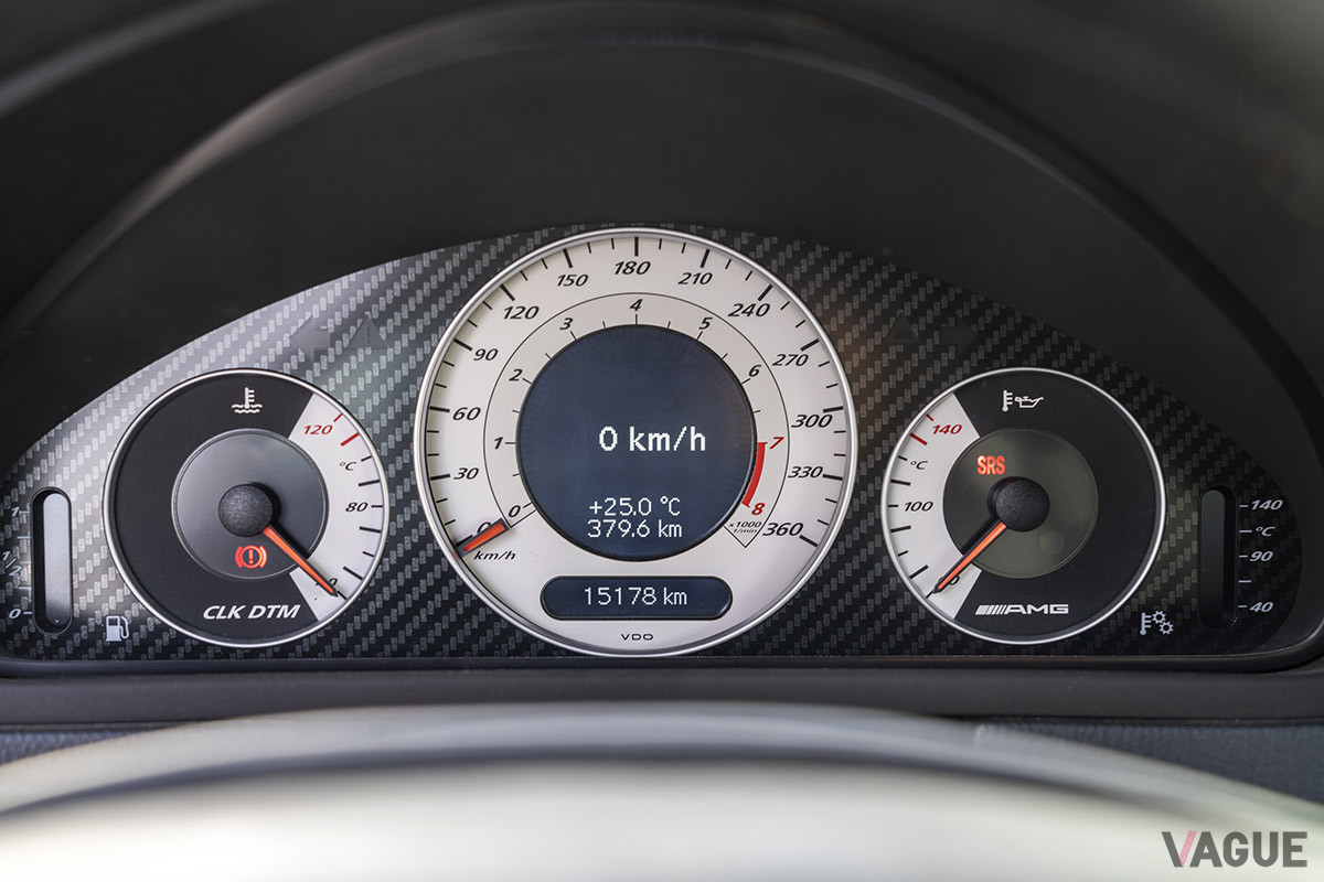 80台生産された「CLK DTM AMGカブリオレ」のなかで、ボディカラーがレッドはわずかに5台のみとなる（C）2020 Courtesy of RM Sotheby's