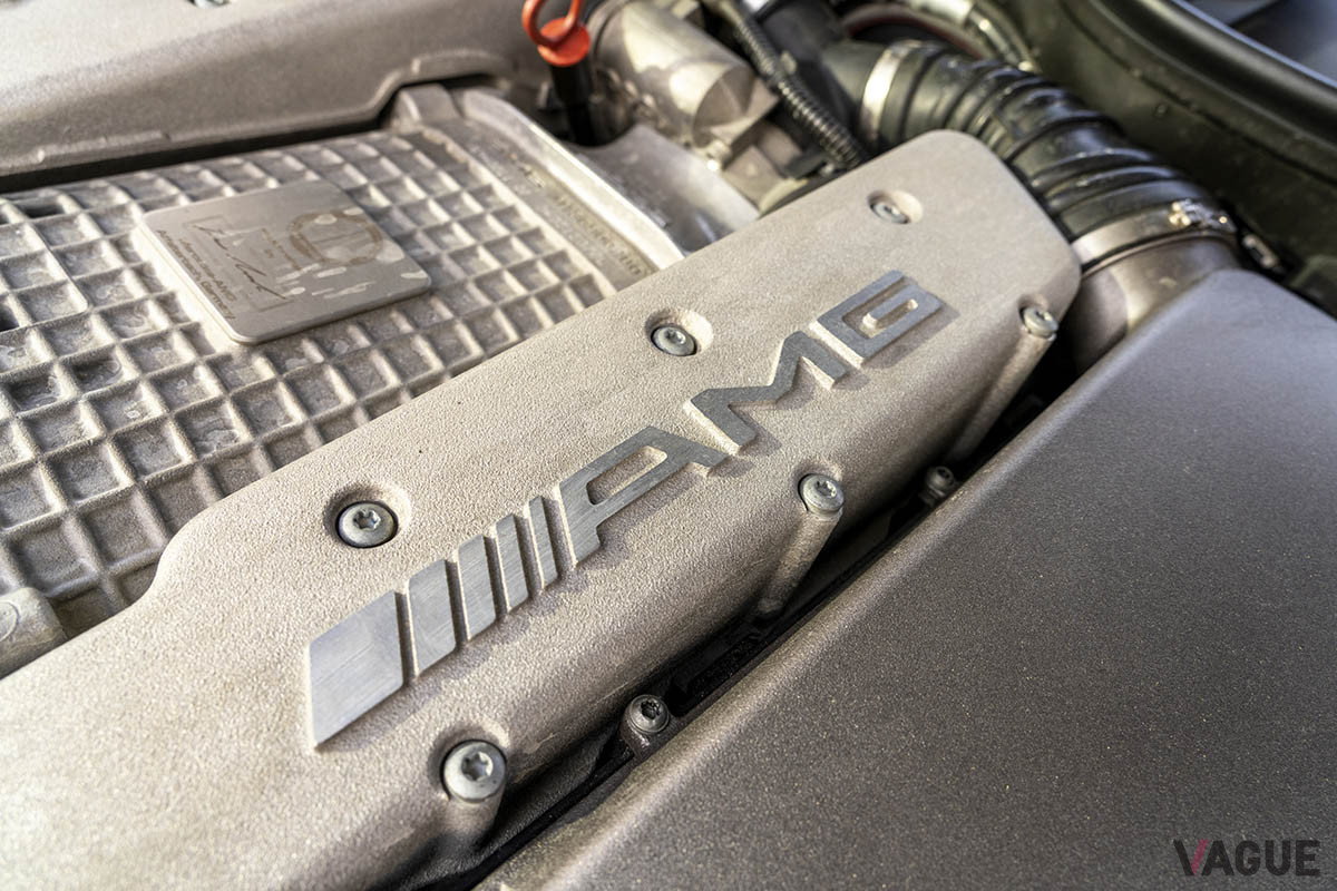 80台生産された「CLK DTM AMGカブリオレ」のなかで、ボディカラーがレッドはわずかに5台のみとなる（C）2020 Courtesy of RM Sotheby's
