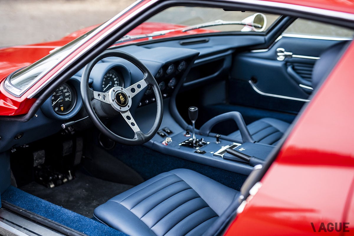 約3億1000万円で落札されたランボルギーニ「ミウラP400SV」（C）2020 Courtesy of RM Sotheby's