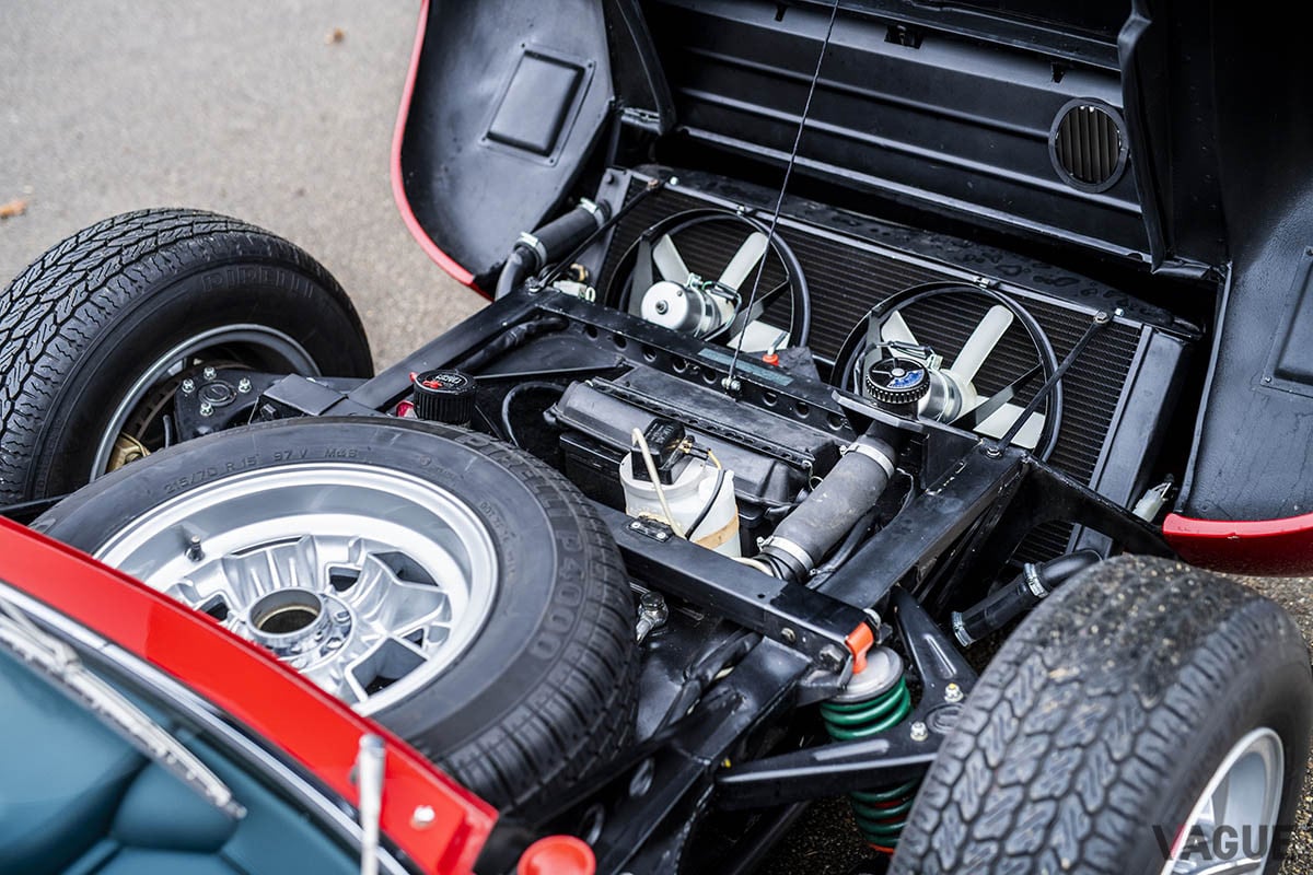 約3億1000万円で落札されたランボルギーニ「ミウラP400SV」（C）2020 Courtesy of RM Sotheby's