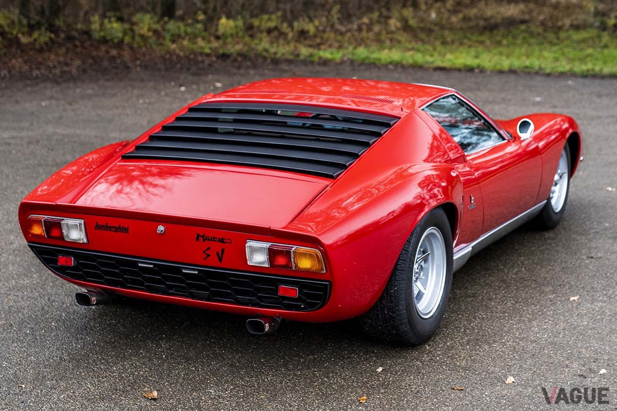 約3億1000万円で落札されたランボルギーニ「ミウラP400SV」（C）2020 Courtesy of RM Sotheby's